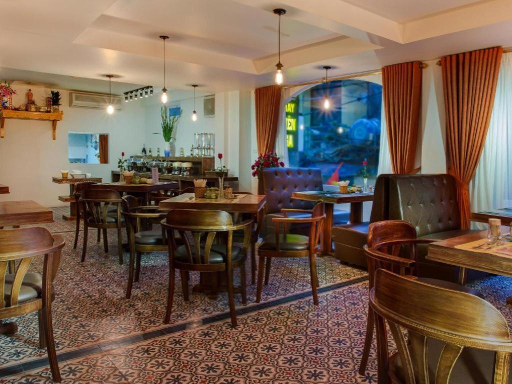 Noble & Swan Boutique Hotel Hanoi Esterno foto