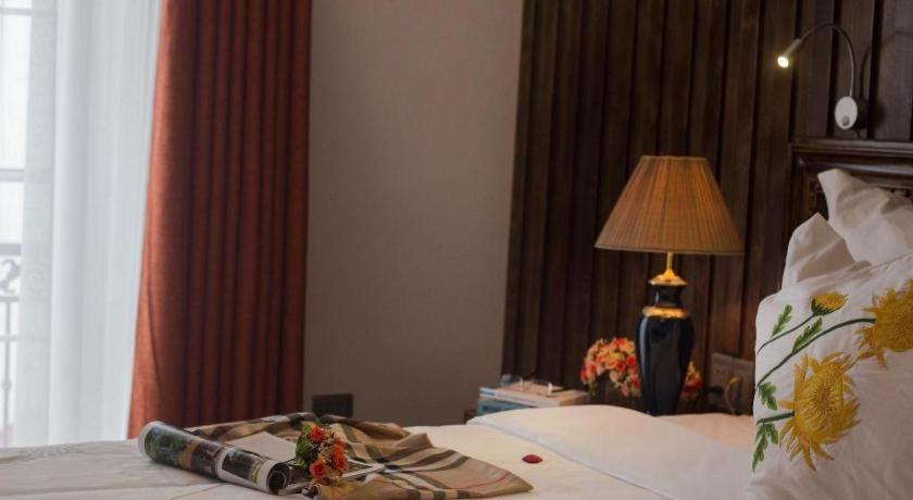 Noble & Swan Boutique Hotel Hanoi Esterno foto